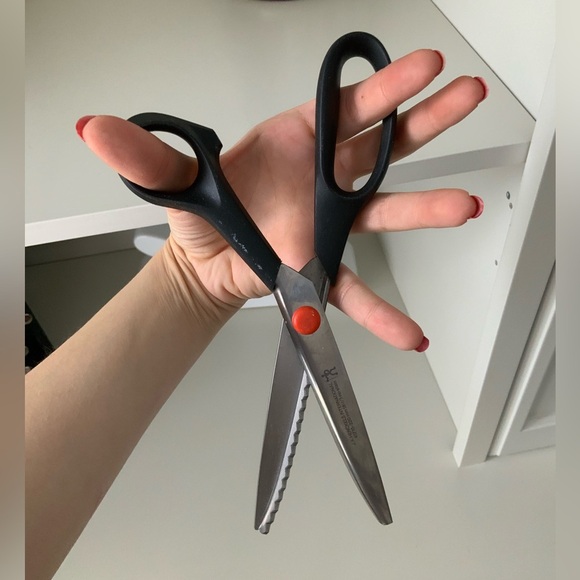 Vintage J.A. HENCKELS INTERNATIONAL 41715-220mm 8.5 no stain Fabric Scissors - Picture 2 of 9